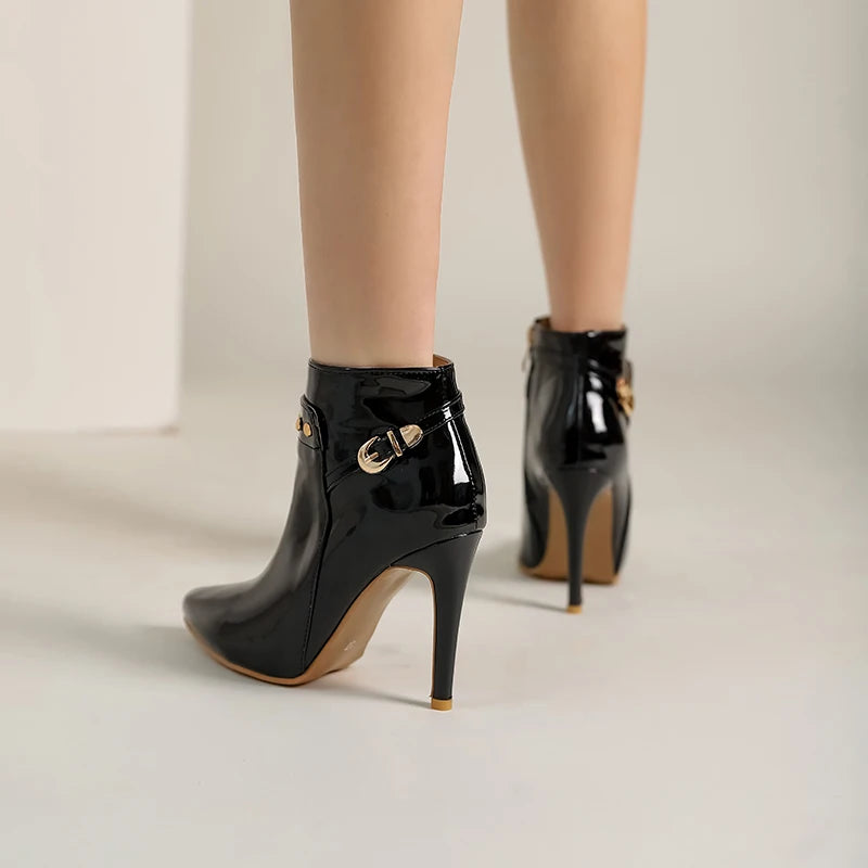 Kick Moss Heels