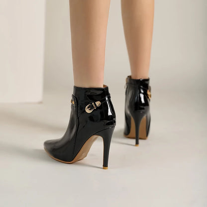 Kick Moss Heels
