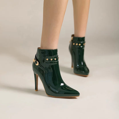 Kick Moss Heels